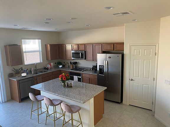 4th image of 6202 Ashley Hills Ave