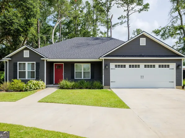 4498 Quarterman Estates Dr, Valdosta, GA 31601