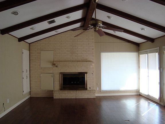 3rd image of 1720 Saint Vincent St