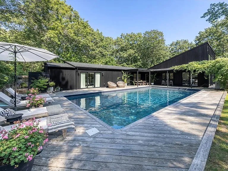 49 Longwoods Ln — Photo 4