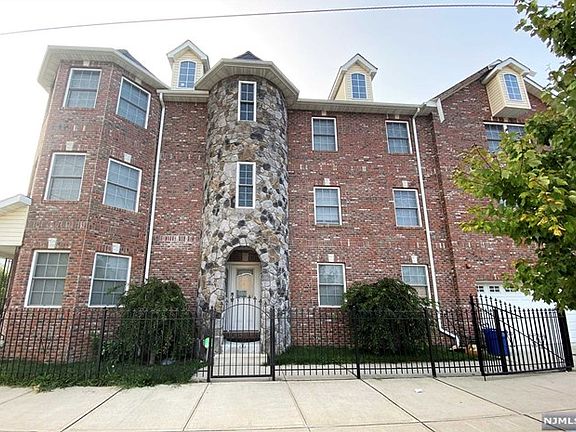 2nd image of 351-353 Verona Ave