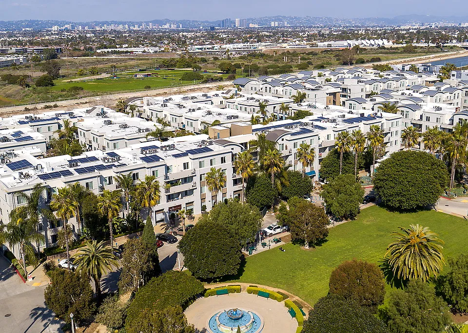 Fountain Park at Playa Vista