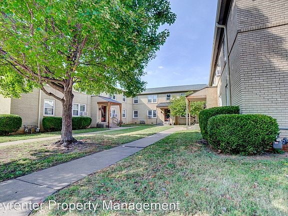 2nd image of 1408 S Quaker Ave APT C