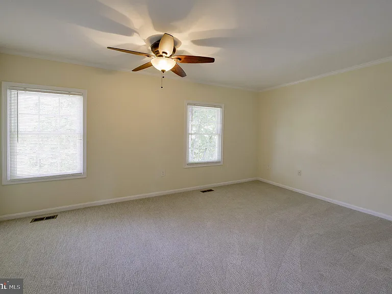 7518 Westlake Ter #32 — Photo 28