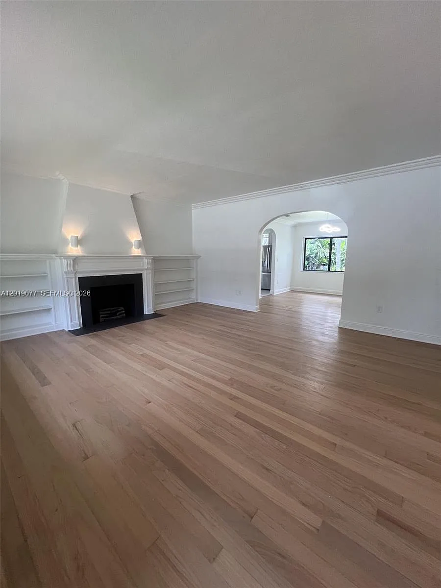 Photo 2 of 17 - 2910 SW 2nd Ave #1 - Miami, FL Building Photo - 2910 SW 2nd Ave #1