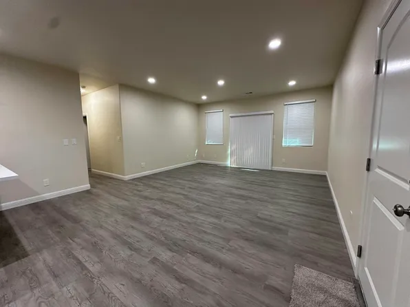 5118 Oleander Dr, Carmichael, CA 95608