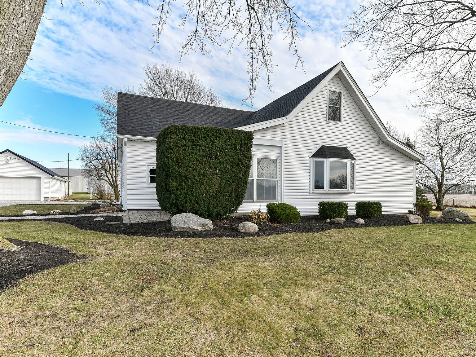 6827 S County Road 1000 E, Kirklin, IN 46050 MLS 21919961 Zillow