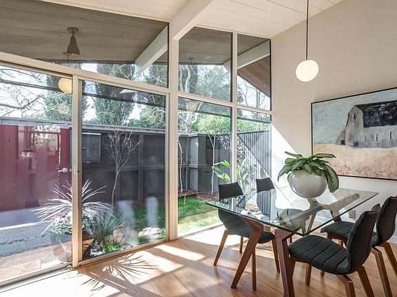 5th image of 139 Greenmeadow Way