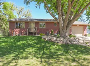 710 E 4th St, Bridgewater, SD 57319