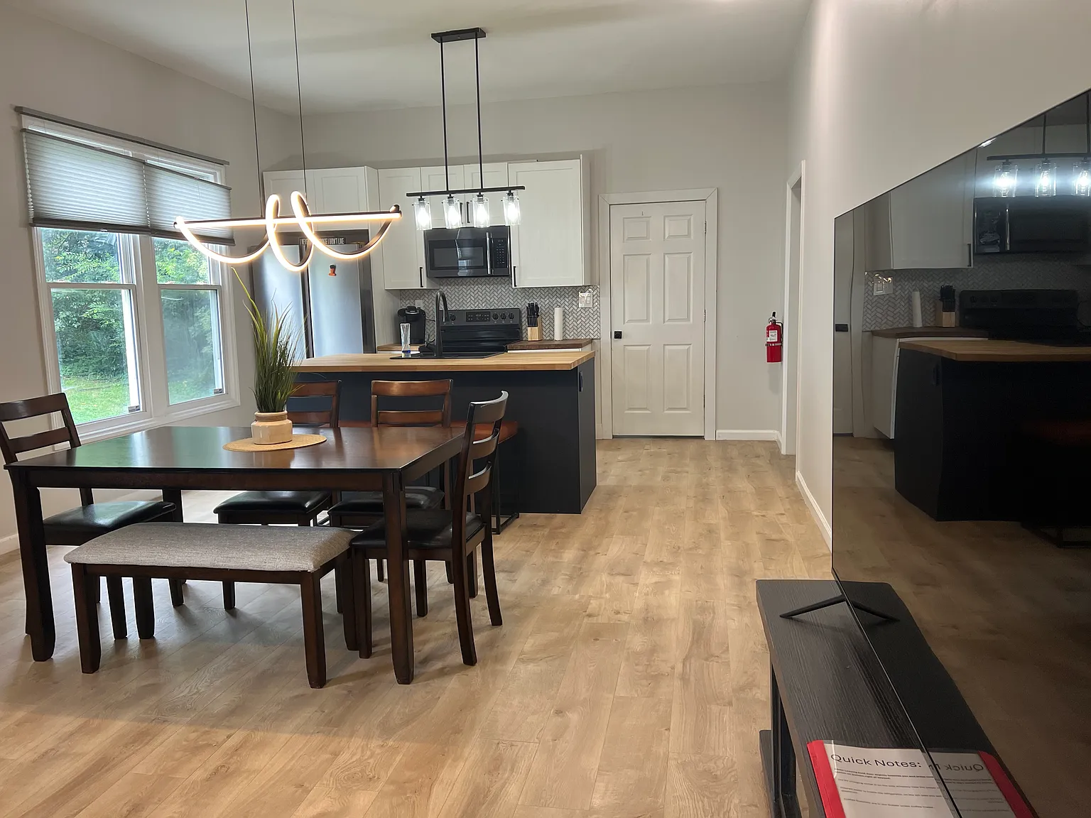 509 Carlton Ave — Photo 1
