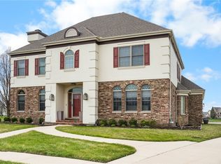 1607 Chestnut Grove Ct, Champaign, IL 61822