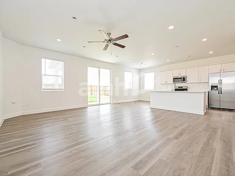 10069 Atchinson Ct — Photo 5