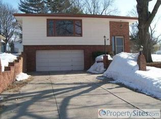 2507 S 49th St, Omaha, NE 68106