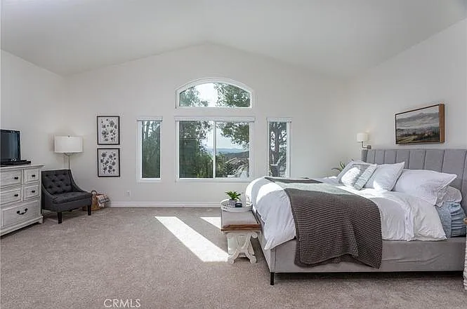 15464 Borges Dr — Photo 43