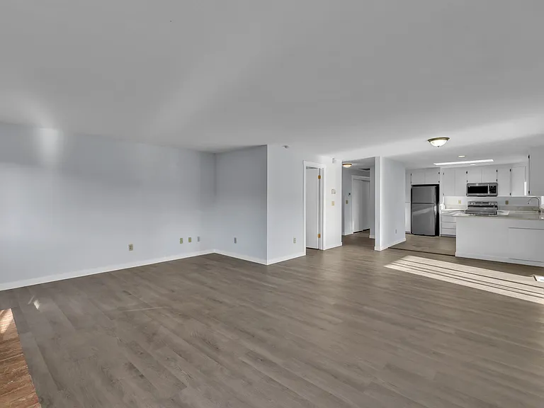 701 21st St SE — Photo 15