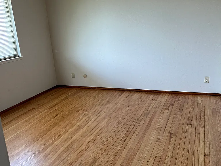 1611 Santa Clara Ave #E — Photo 8