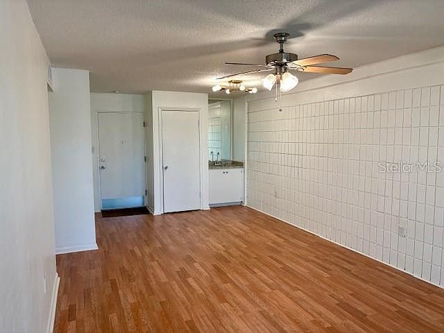 1st image of 2302 S Manhattan Ave APT 316