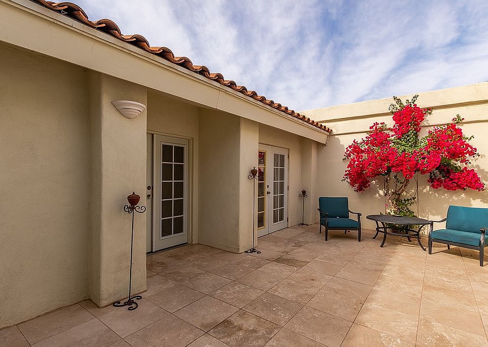 1st image of 8159 E Del Barquero Dr