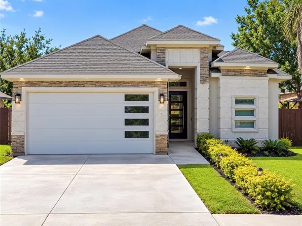 8304 Las Palmas Dr, Pharr, TX 78577