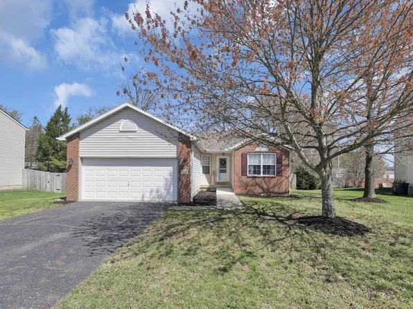 232 Isaac Tharp St, Pataskala, OH 43062