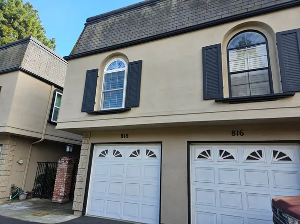 818 Rue Montagne, Campbell, CA 95008