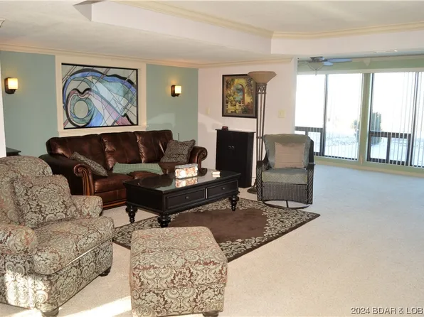 37 La Jolla Dr Unit 1A, Lake Ozark, MO 65049