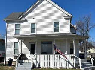 325 W 5th St APT 3W, Sandwich, IL 60548