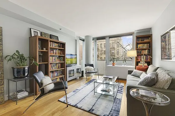 Sold by William Raveis Real Estate | media 1