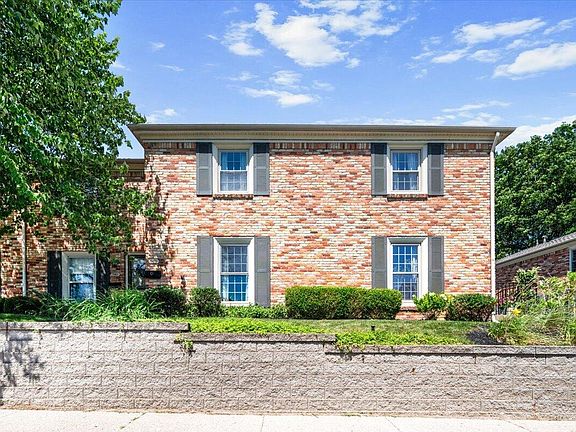 4th image of 2470 Village Dr SE #72