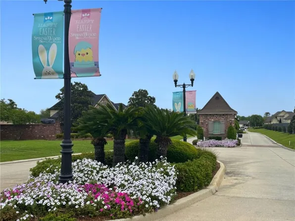 121 Sunflower Rd, Belle Chasse, LA 70037