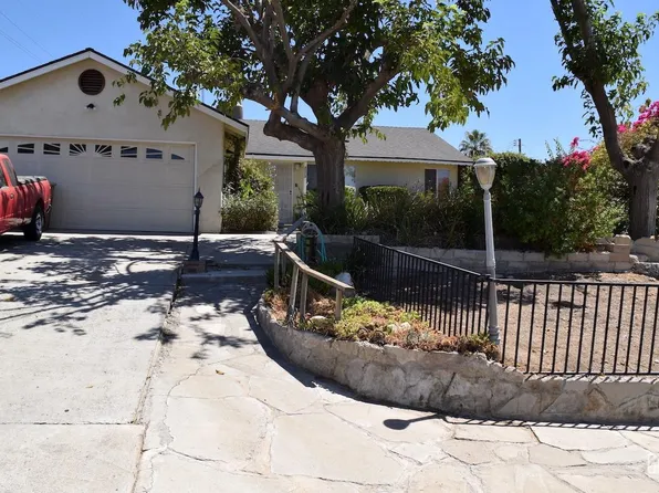 2113 Flint Dr, Bakersfield, CA 93306