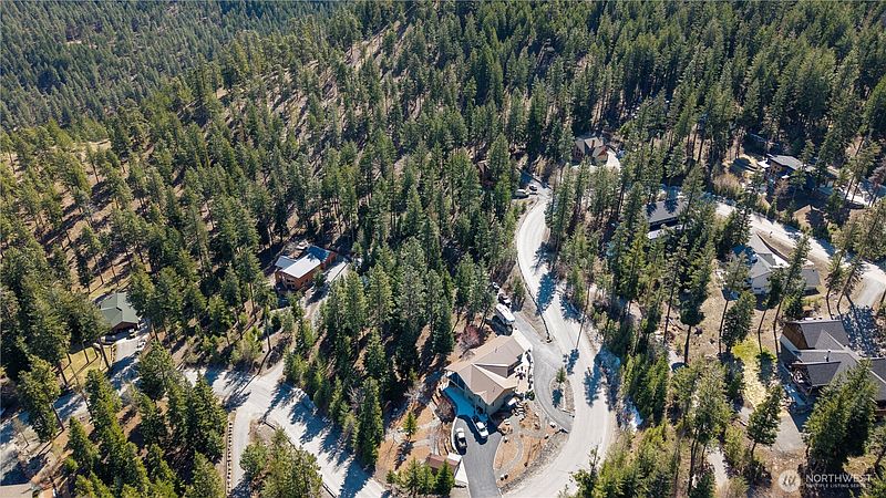 3rd image of 6761 Forest Ridge Drive