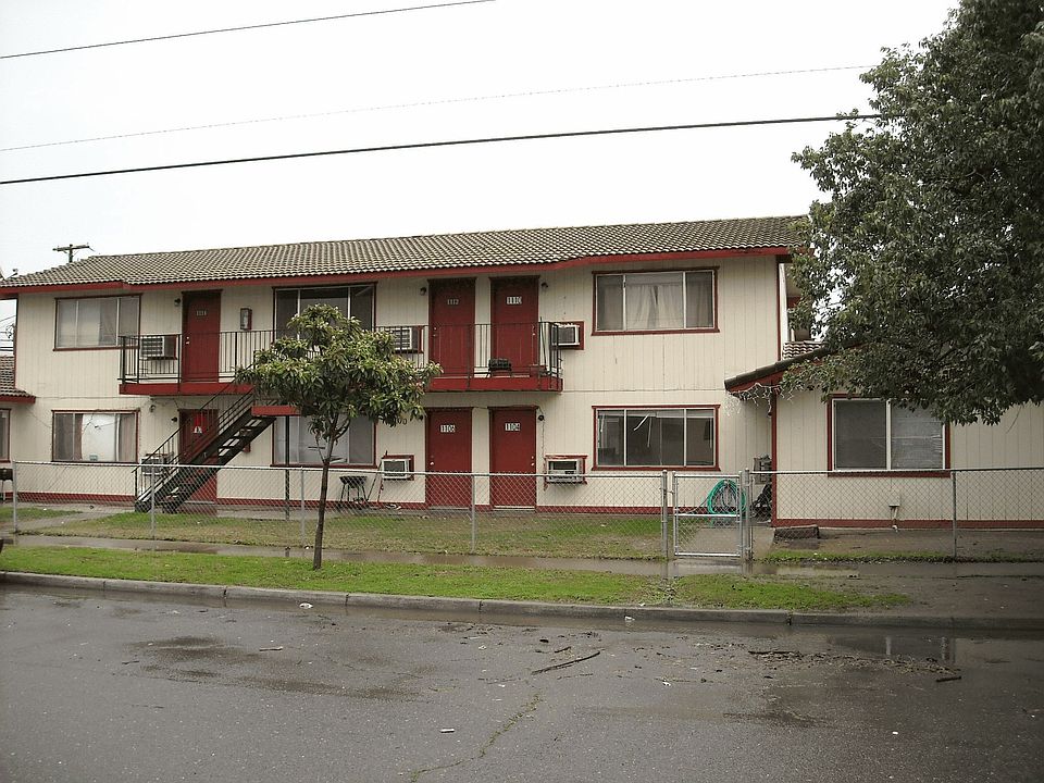 1106 I Street