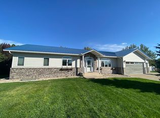 28884 Puckett St, Pierre, SD 57501