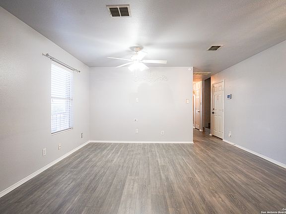 5th image of 3607 Ponderosa Bend
