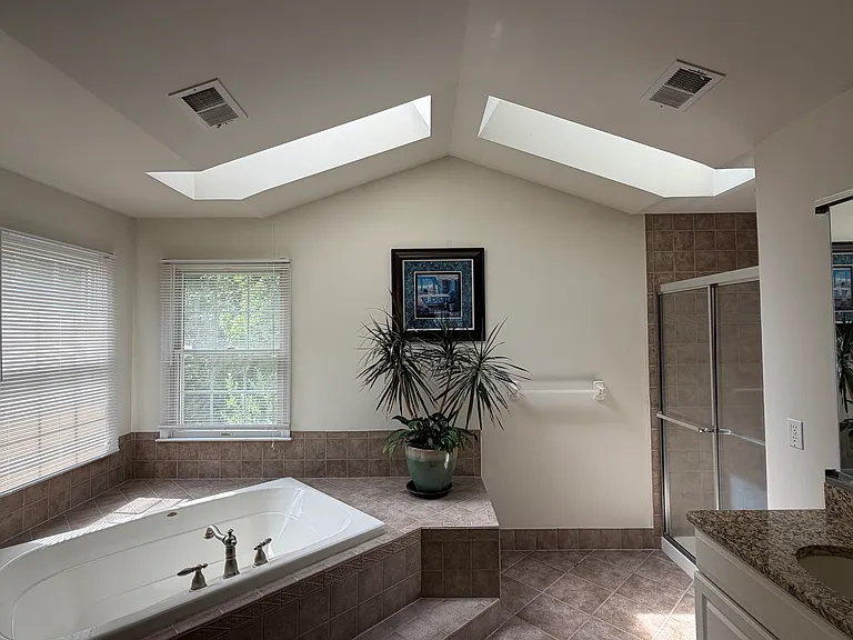 40 Greylynne Dr — Photo 21