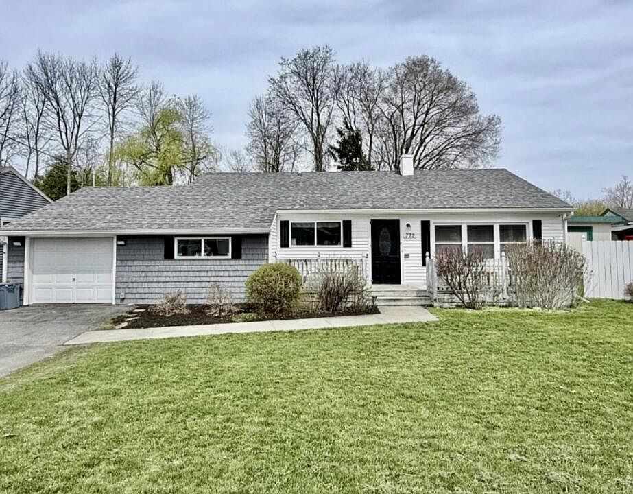 1st image of 772 Bear Swamp Rd