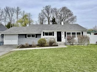 772 Bear Swamp Rd, Peru, NY 12972