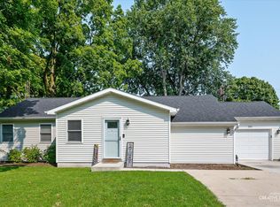 351 E Lincoln St, Seneca, IL