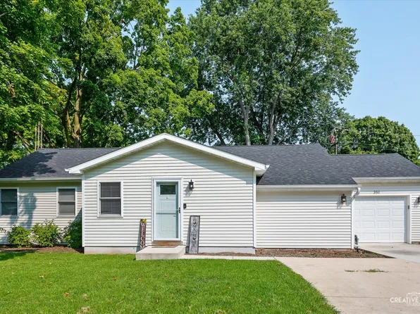 351 E Lincoln St, Seneca, IL 61360