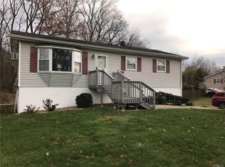 26 Robert Ln, Wappingers Falls, NY 12590