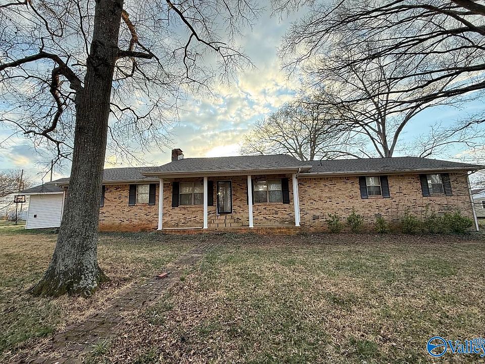 1st image of 90 Bryan St