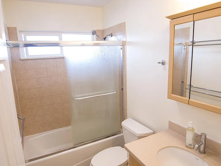 3430 Hardesty St — Photo 7