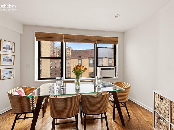 3rd image of 30 E 9th St APT 6D
