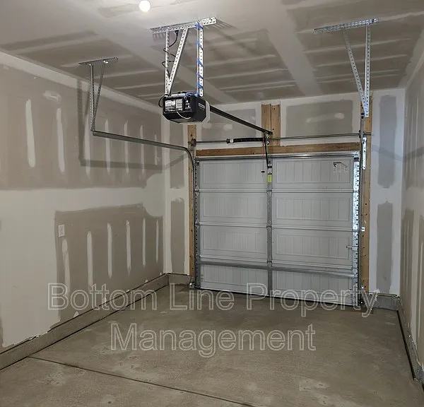 111 Viburnum Rd — Photo 16