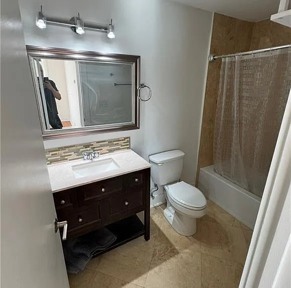 1685 Chevron Way #1 — Photo 19
