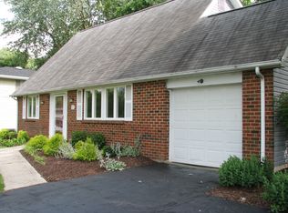 937 Alexandria Dr, Newark, DE 19711