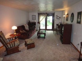 1221 Claythorne Dr, Johnstown, PA 15904