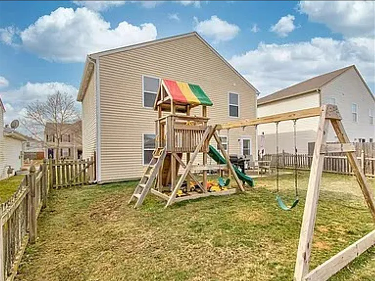 10882 Grace Dr — Photo 15
