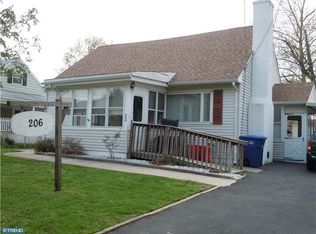 206 Woodpecker Ln, Mount Holly, NJ 08060